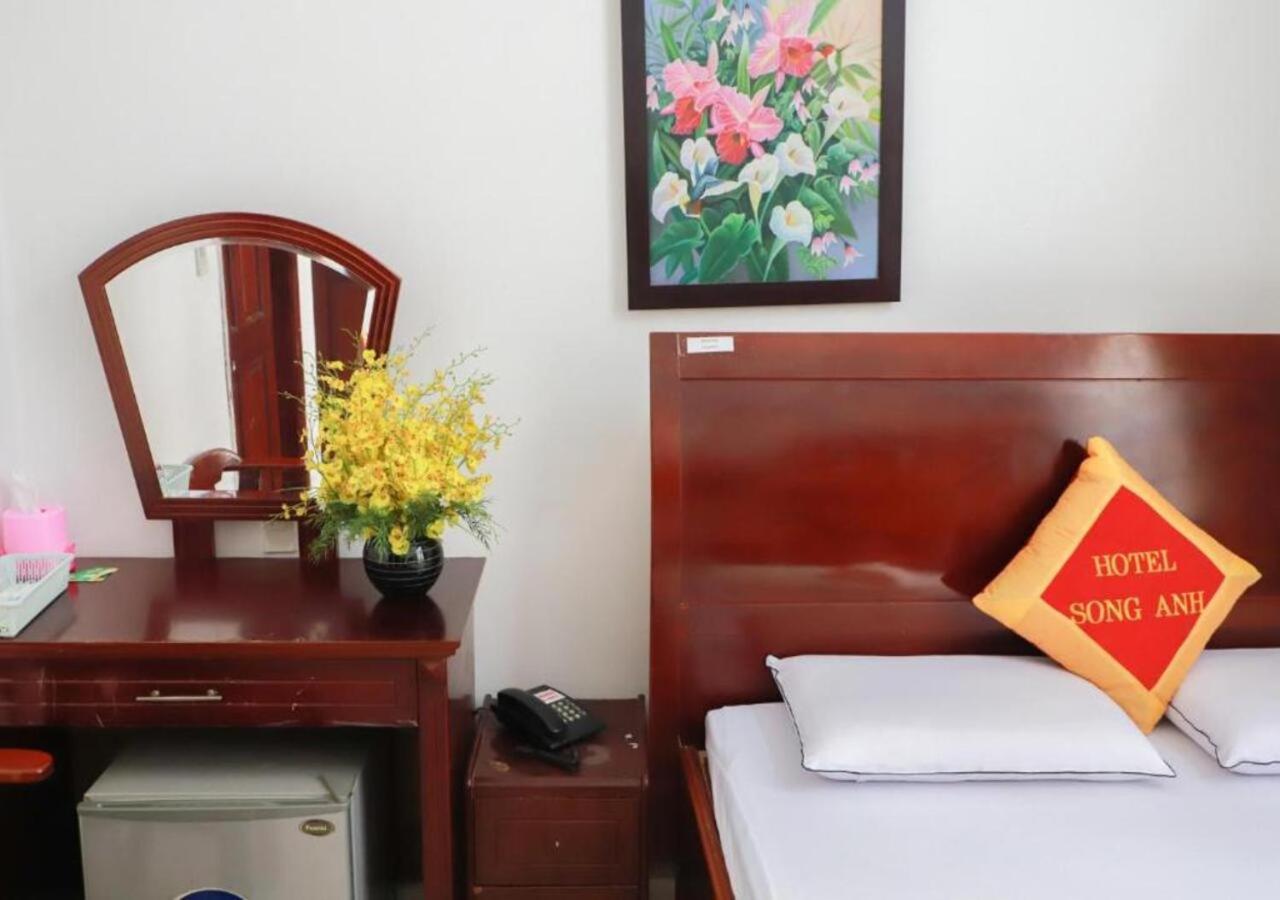 Hotel Khach San Song Anh à Hô Chi Minh-Ville Extérieur photo